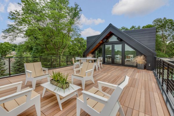 Deck Construction in Sterling Heights