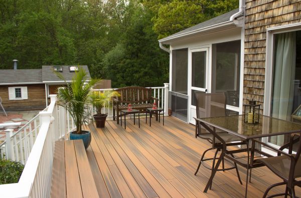 Decking Service in Sterling Heights
